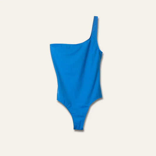 Une épaule une pièce