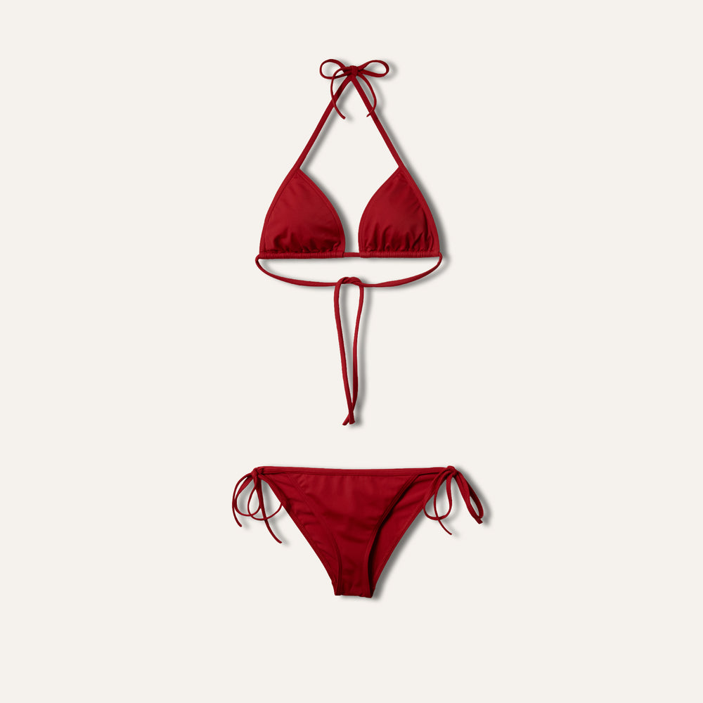 Bikini con lazos rojos