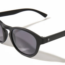 Carica l&#39;immagine nel visualizzatore di Gallery, Sunglasses Round Black - Sunglasses_Man - KAMPOS
