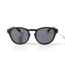 Carica l&#39;immagine nel visualizzatore di Gallery, Sunglasses Round Black - Sunglasses_Man - KAMPOS
