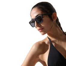 Carica l&#39;immagine nel visualizzatore di Gallery, Sunglasses Square Black - Sunglasses_Unisex - KAMPOS
