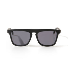 Laden Sie das Bild in den Galerie-Viewer, Sunglasses Square Black - Sunglasses_Man - KAMPOS
